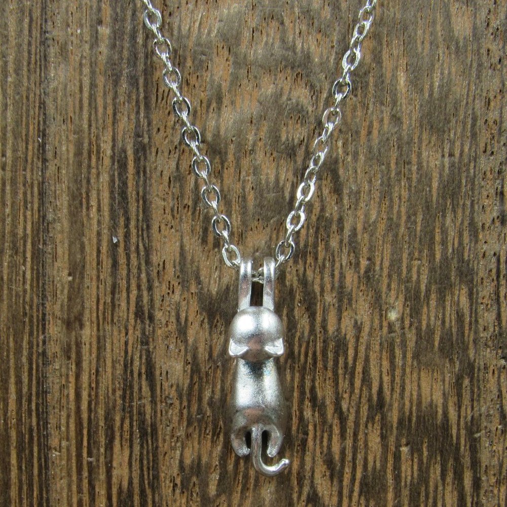 20" Hanging Cat Costume Necklace Vintage